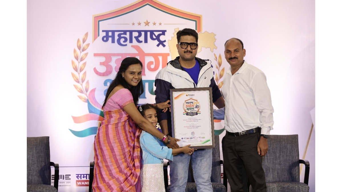 Dr. Bhagyashree Jeevan Gaidhane Honoured as Best General Physician & Homoeopathic Practitioner of the Year