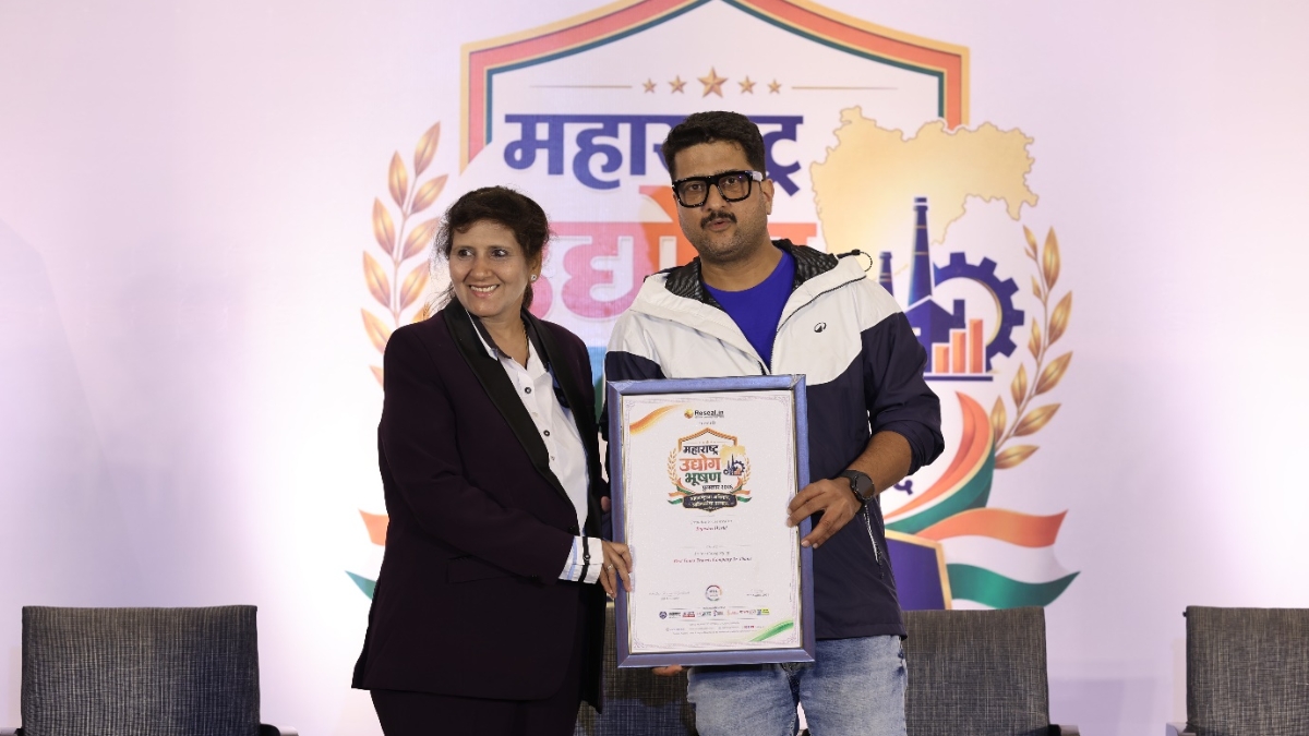 Rajashri World Honoured as Best Tours & Travels Company in Thane