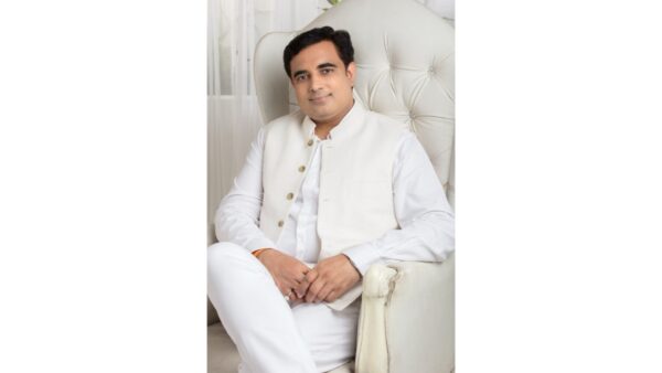 Festive Calendar Shifts This Year: Gurgaon Astrologer Pt. Pawan Kaushik, With 30+ Years of Practice, Explains Why
